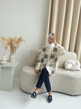 Gridlace Embellished Set